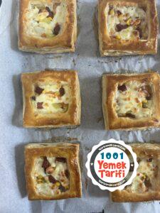 Sucuklu Kaşarlı Milföy Pizza Tarifi