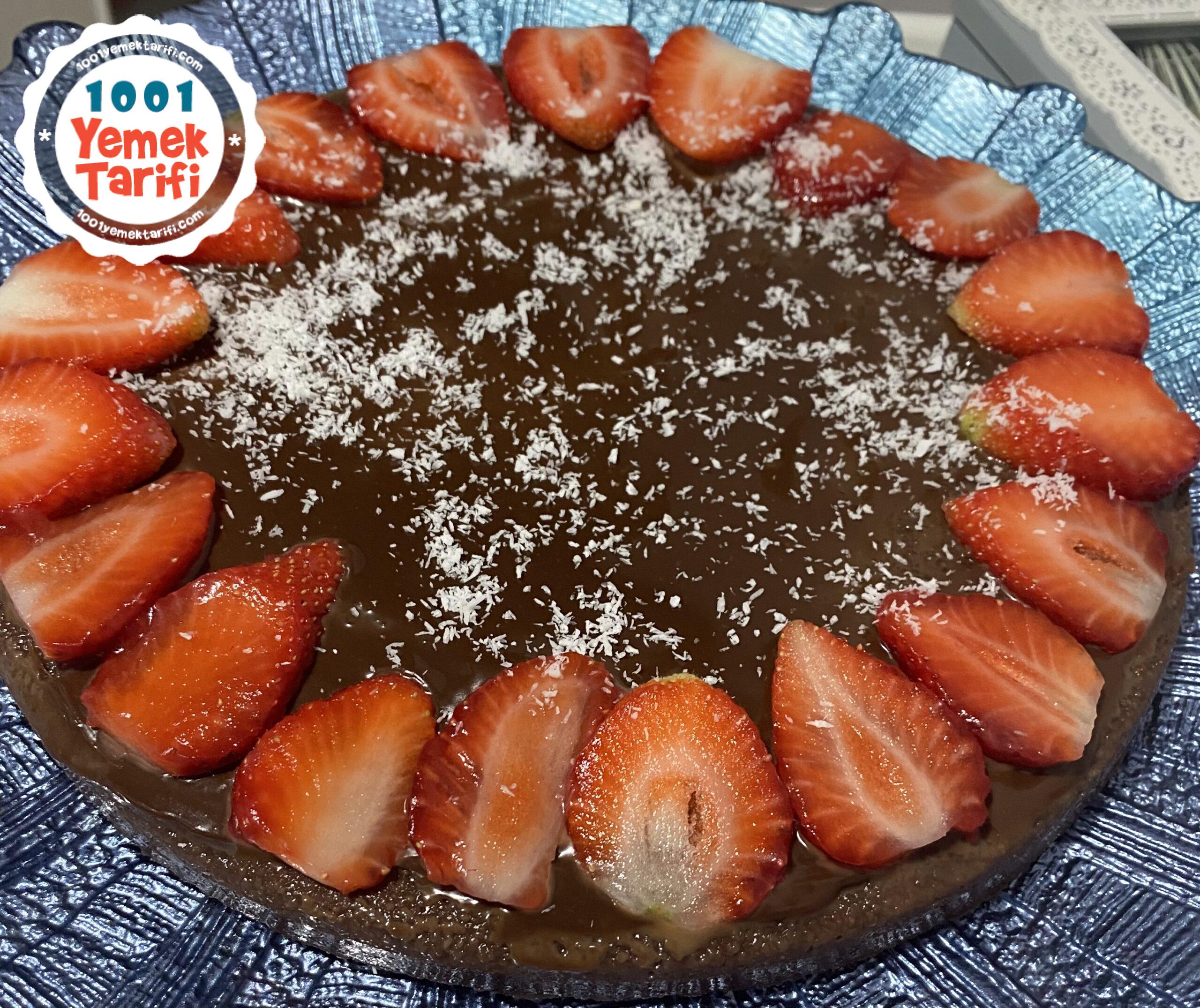 çikolatalı İrmik Tatlısı Tarifi