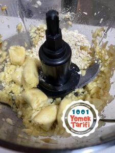 Elmalı ve Muzlu Şekersiz Kolay Kek