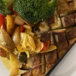 Fırında Garnitürlü Patlıcan Yemeği