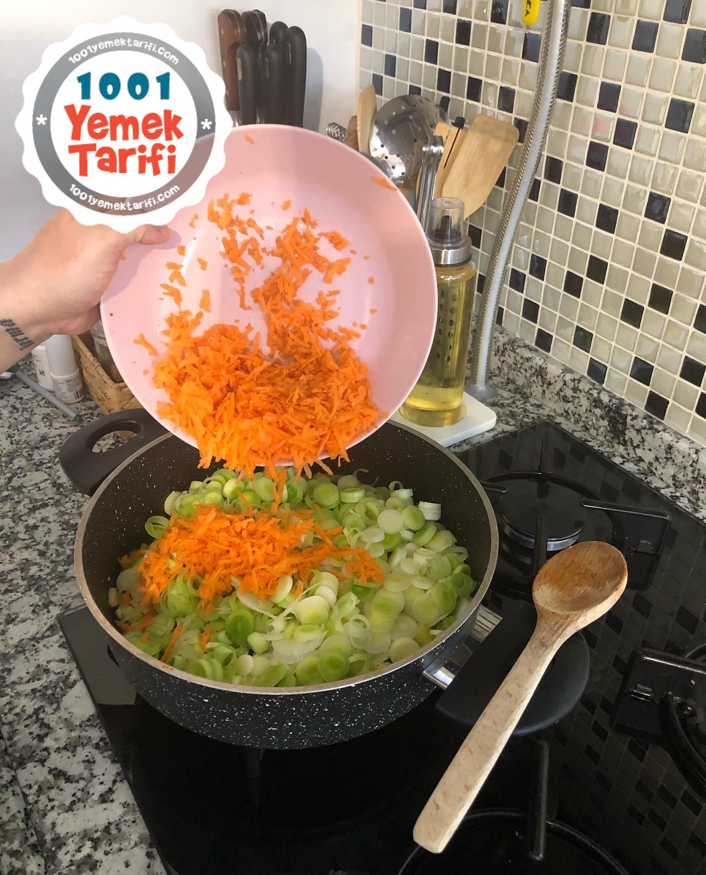 Börek Tadında Pırasa Graten