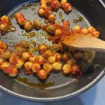 Nohutlu Patlıcan Salatası tarifi nasıl yapılır