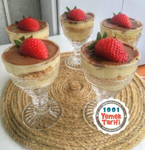 Bisküvili Muhallebi Kupları