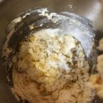 El-acmasi-kiymali-borek nasil-yapilir-1