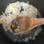 El-acmasi-kiymali-borek nasil-yapilir-3