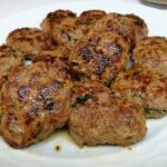 Ev-Yapimi-Kofte-Tarifi-nasil-yapilir-nefis-kolay-kac-kalori-1001yemektarifi