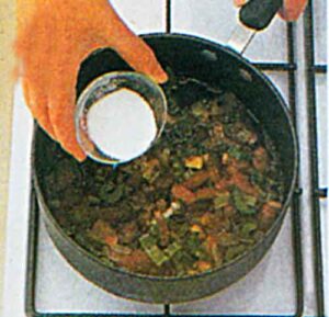 Hindili-Bohca-Boregi-Tarifi-nasil-yapilir-kac-kalori-yapimi-kolay-ev-yapimi