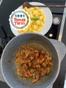 Kırmızı etli patates yemeği