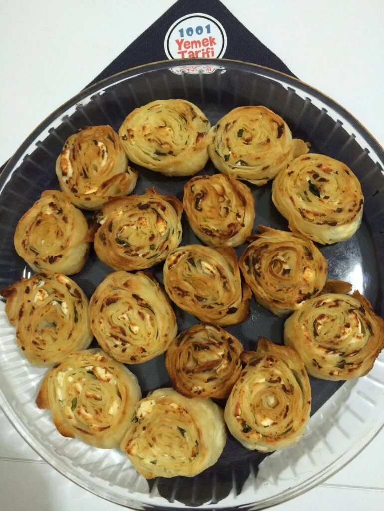 Peynirli Börek Tarifi