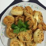 Üç Katlı Peynirli Börek Tarifi