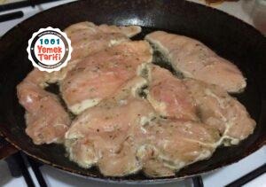 Soslu Tavuk Göğüs Bonfile Tarifi