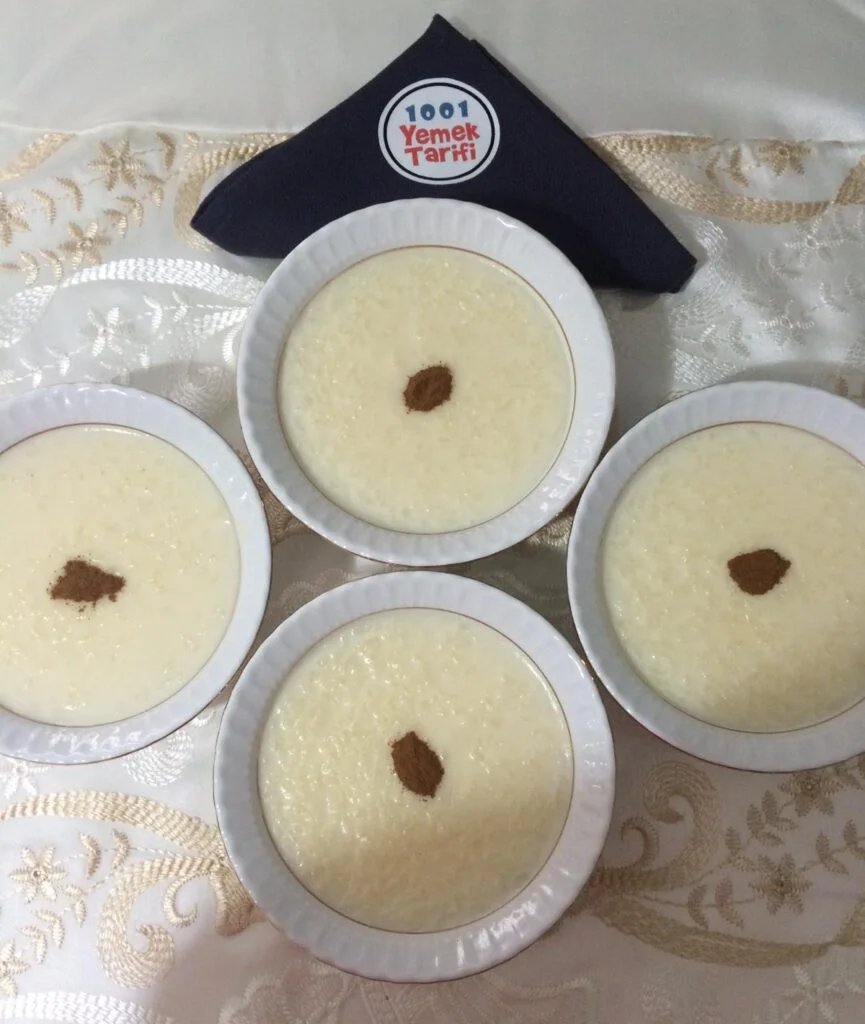 Nişastasız Sütlaç Tarifi