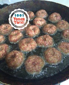Güveçte patates püreli Köfte nasıl yapılır