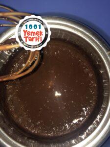 Çikolata Soslu Muzlu Toplar Tarifi