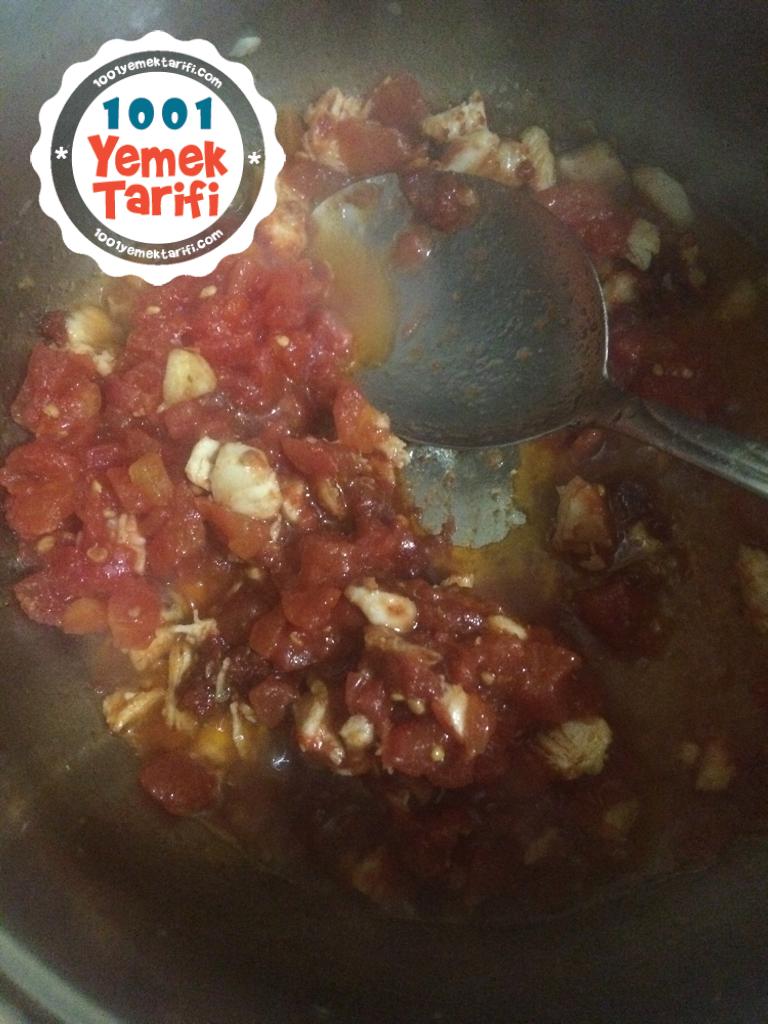 TAVUKLU SPAGETTİ nasıl yapılır