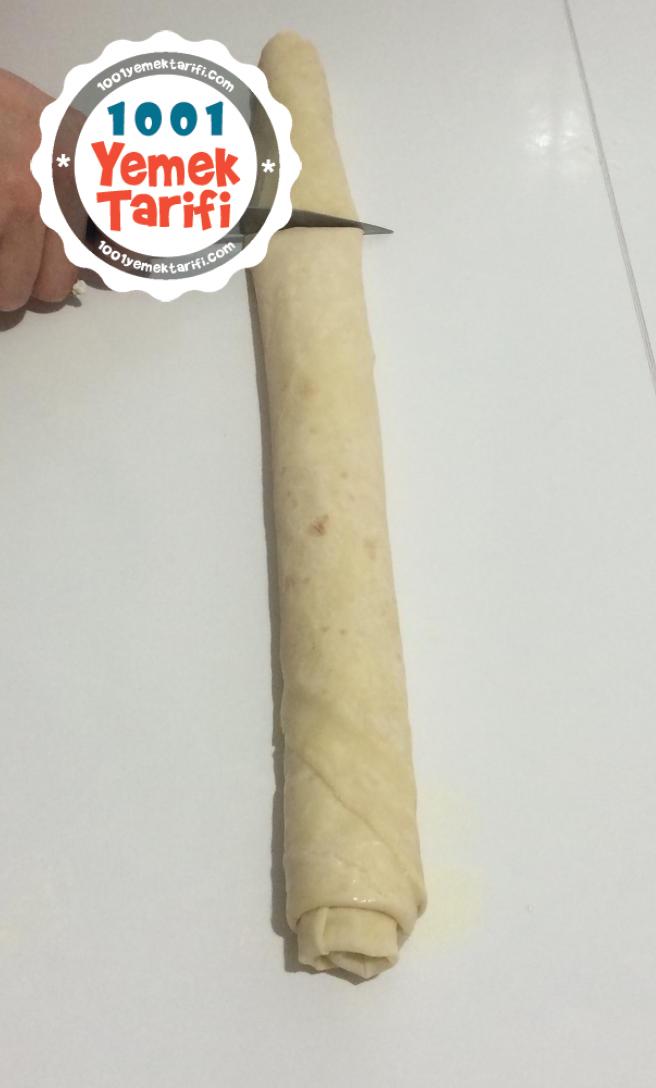 Yufkadan Peynirli Börek Tarifi