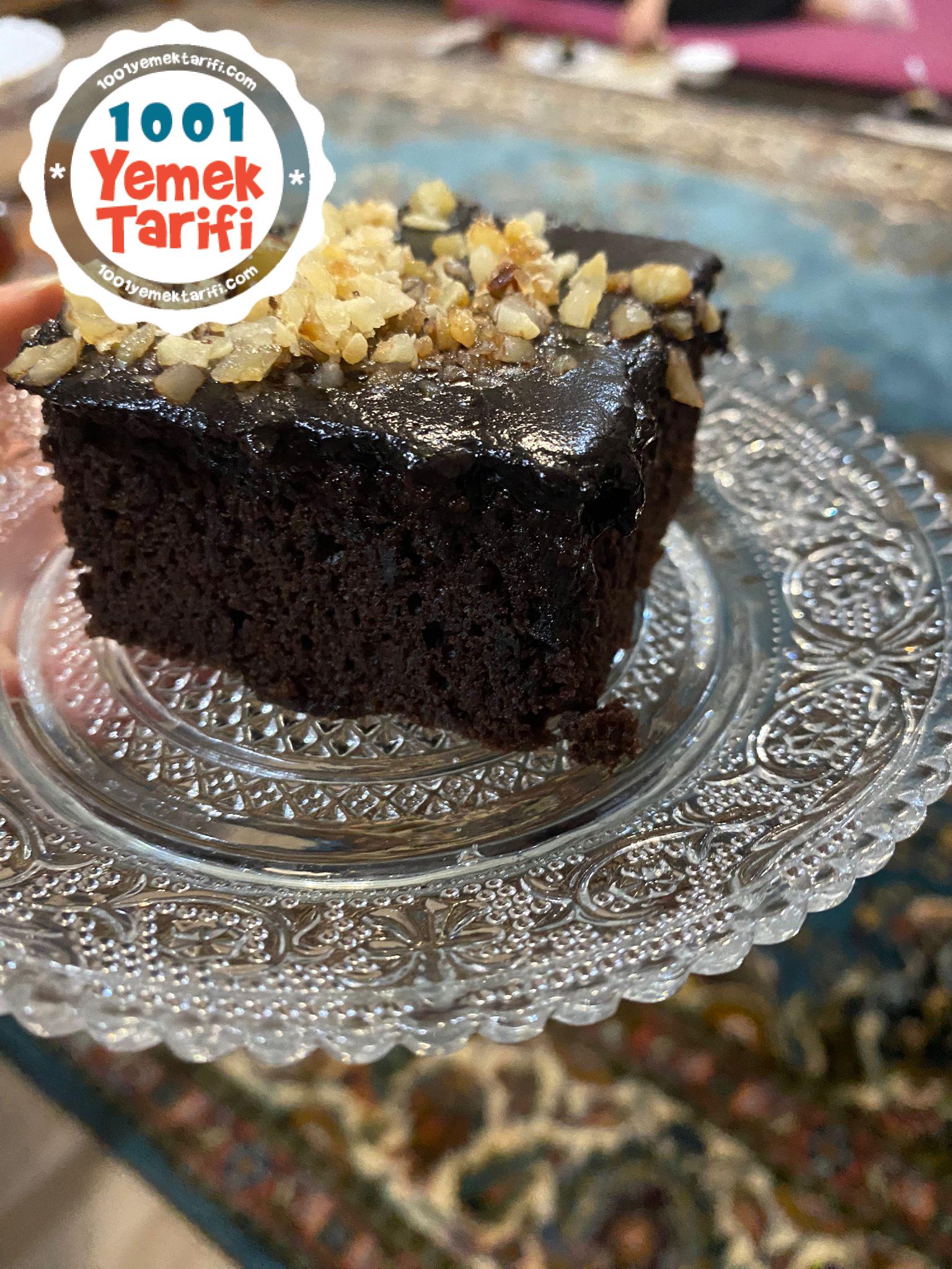 Browni Tadında Islak Kek