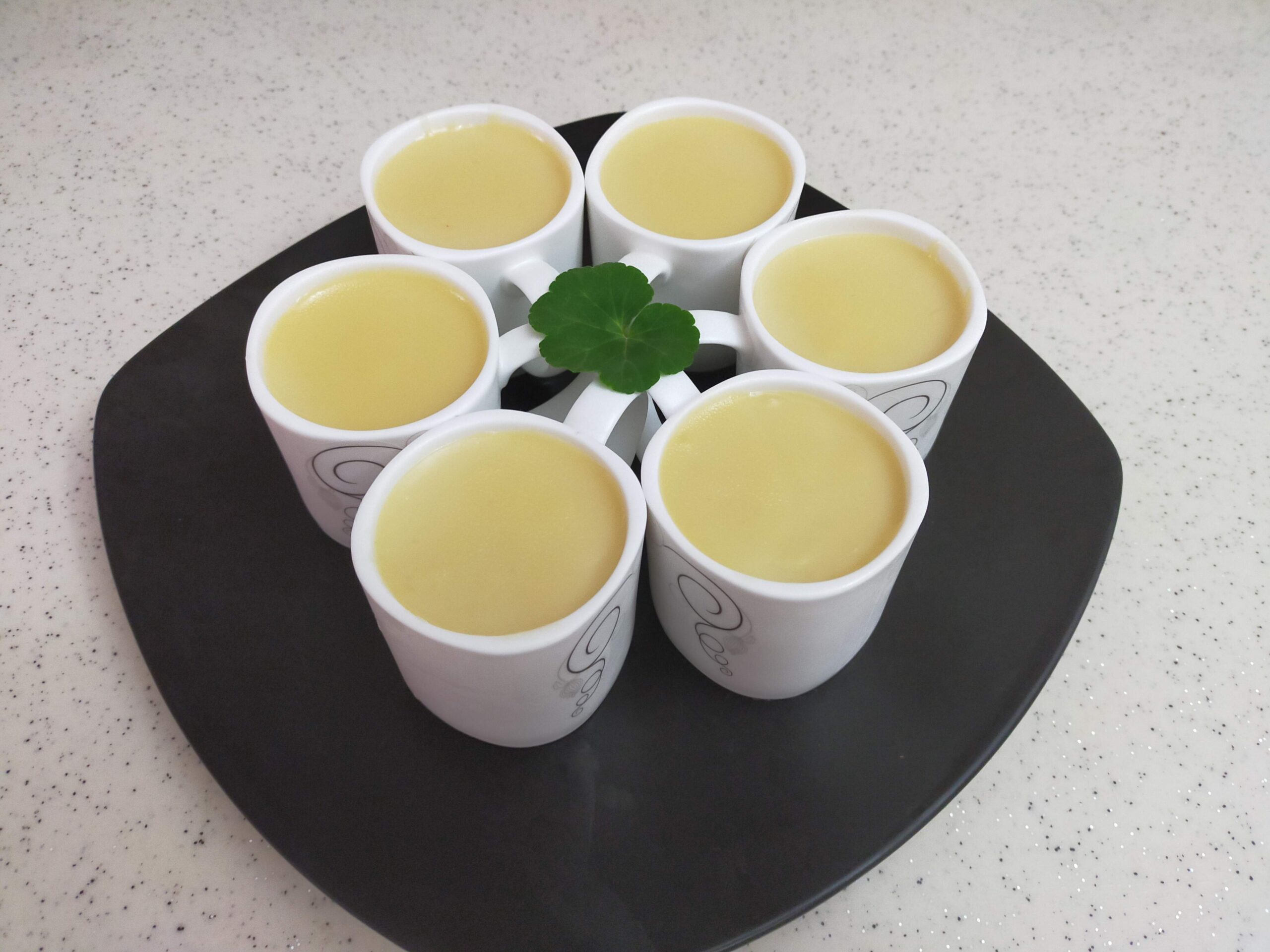 Kayısılı Panna Cotta Tarifi (Nerenin-kaç kalori)