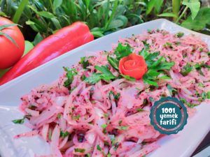 sumakli-sogan-salatasi