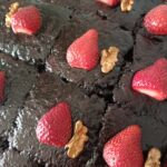 Bol soslu ıslak kek nasıl yapılır