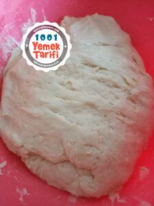 Ev Yapımı Kolay Karışık Pizza