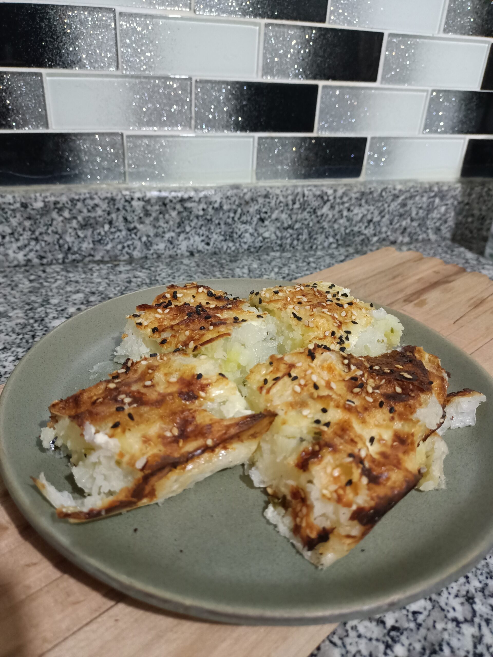Güllaç Yaprağından Glutensiz Börek