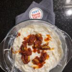 Yoğurtlu erişte salatası tarifi