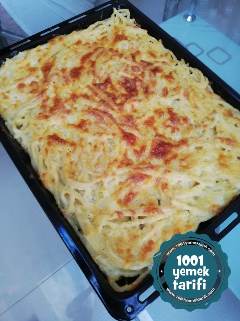 firin-makarna-tarifi-nasil-yapilir-kac kalori-nefis-kolay-besamel soslu-puf noktasi-1001yemektarifi