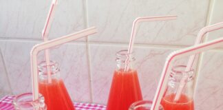 Çilekli Limonata Tarifi (ev yapımı)