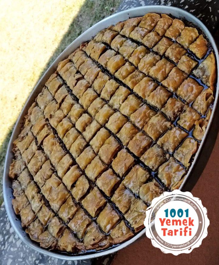 Baklava Tarifi nasil yapilir kac kalori-nefis-kolay-cevizli baklava yapimi