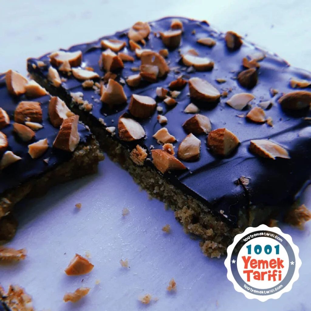 Protein Bar Tarifi-nasıl yapılır-ev yapımı çikolatalı hurmalı yulaflı bar yapımı