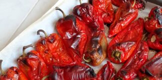 Fırında Kapya Biber Közlemesi