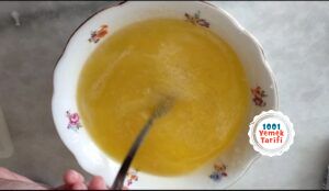 evde nefis ve kolay baklavalık yufkadan kıymalı sarıyer böreği