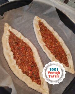 Evde Kıymalı Açık Pide Tarifi (nasıl yapılır-kaç kalori)