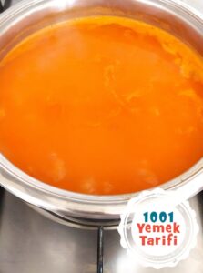 Şehriyeli Domates Çorbası Tarifi (nasıl yapılır-kaç kalori) yapımı nefis kolay püf noktasi
