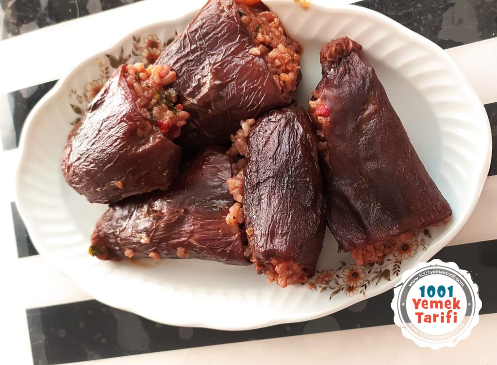 Kuru Patlıcan Dolması tarifi