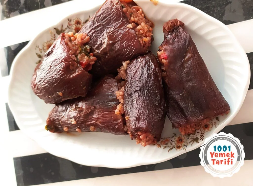 Kuru Patlıcan Dolması tarifi