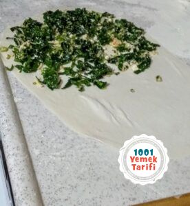 Ispanaklı, Pırasalı ve Peynirli Gözleme Yapımı tarifi nasıl yapılır kaç kalori