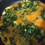 Pırasalı ve Ispanaklı Omlet Tarifi (Otlu omlet nasıl yapılır-kaç kalori)