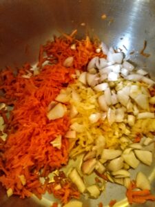 Çok Kolay Kırmızı Mercimek Çorbası Tarifi