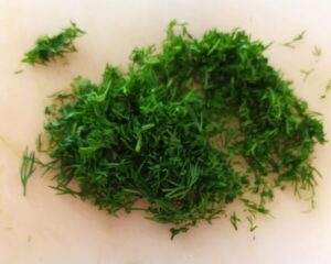 Cevizli Dereotu Salatası Tarifi yapımı nasıl yapılır kaç kalori