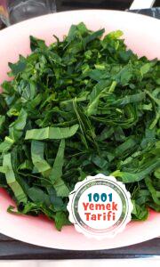 Kıymalı Ispanak Yemeği Tarifi yapımı nasıl yapılır kaç kalori