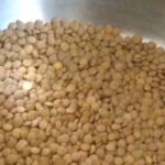 Etli Erişteli Yeşil Mercimek Çorbası yapımı nasıl yapılır kaç kalori