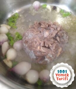 etli patates yemeği-haşlama-sulu yemek tarifi yapımı nasıl yapılır