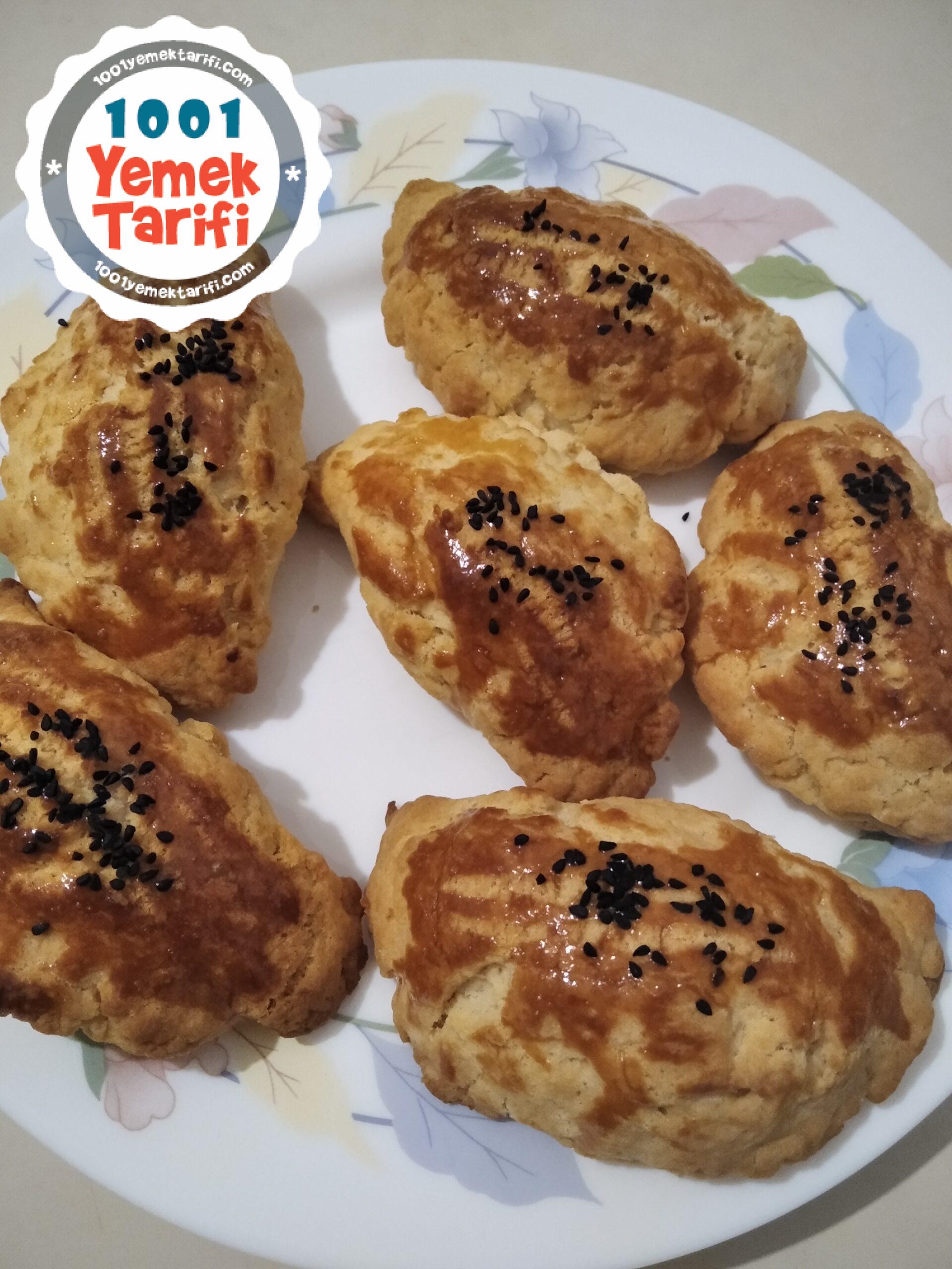 Peynirli Dereotlu Kıyır Poğaça