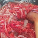 Soğanlı Domates Sosu Nasıl Yapılır yapımı tarifi