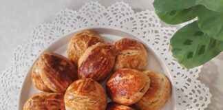 Mayalı Peynirli Poğaça Tarifi-yapımı-nefis-kolay