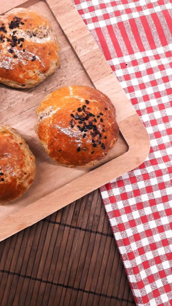 Naneli çörek tarifi-tam buğdaylı poğaça yapımı-nasıl yapılır-kaç kalori