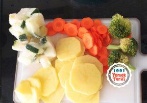 Domatesli Sebze Çorbası Tarifi