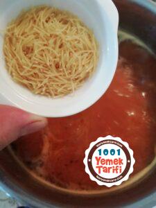 Tel şehriyeli tarhana çorbası tarifi